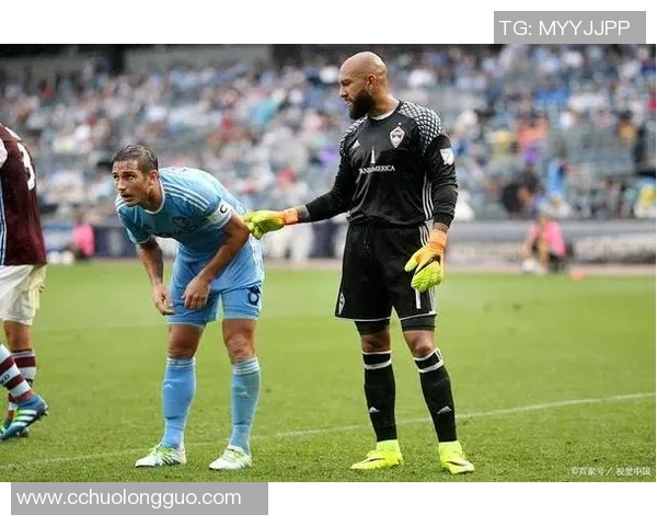 科罗急流与皇家盐湖的激烈对决展现足球魅力与战术智慧的精彩较量